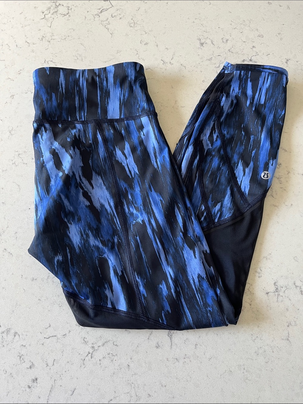 Lululemon Blue & Black Printed Leggings